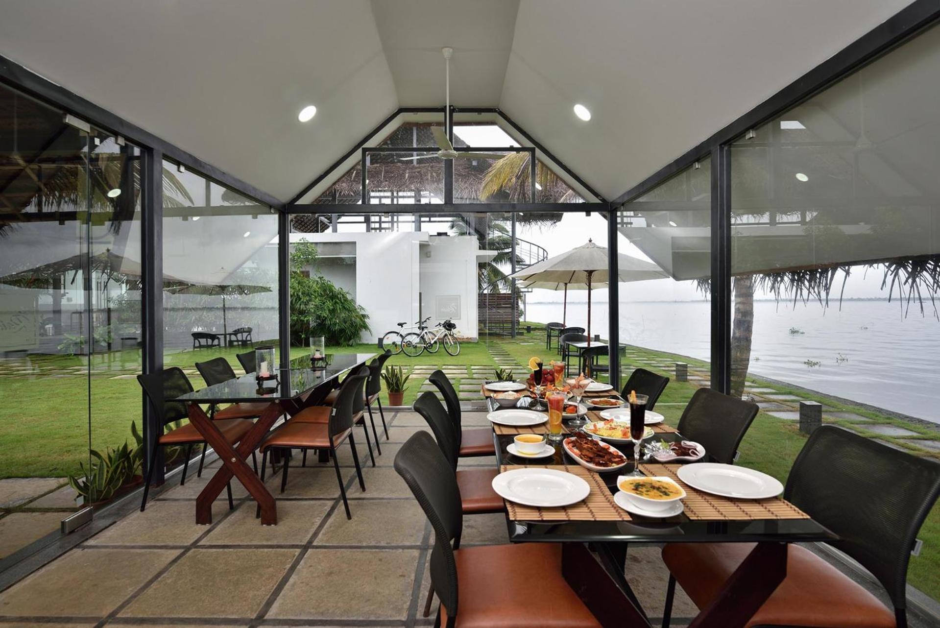 Stayvista At The Rain - River Villa With Infinity Pool Alappuzha Exterior photo